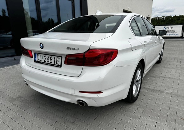 BMW Seria 5 cena 118000 przebieg: 84744, rok produkcji 2019 z Pilawa małe 277